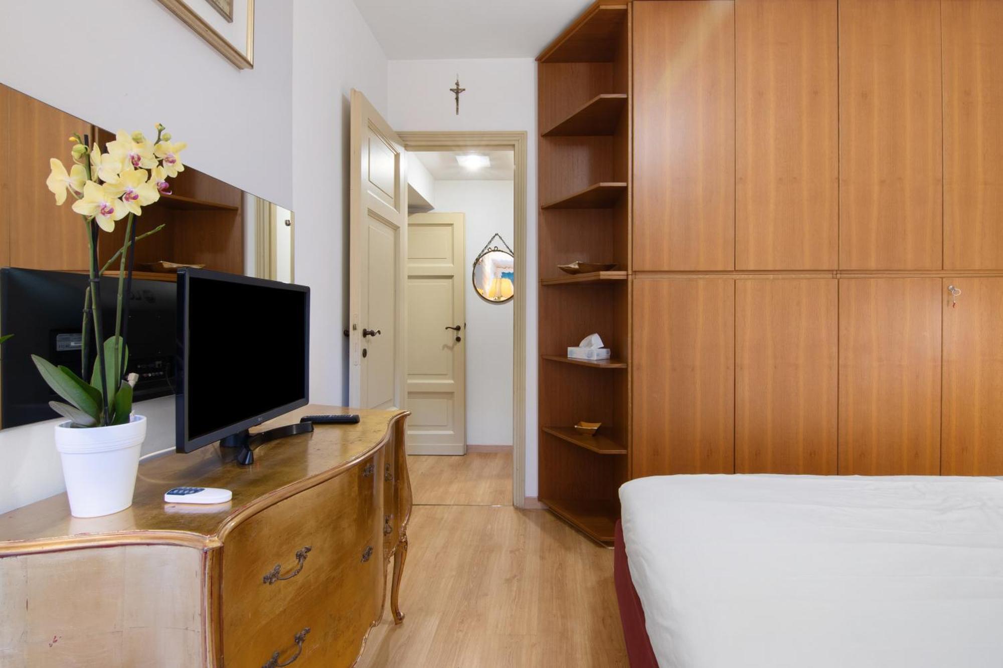 La Contessa - Lenno Appartement Buitenkant foto